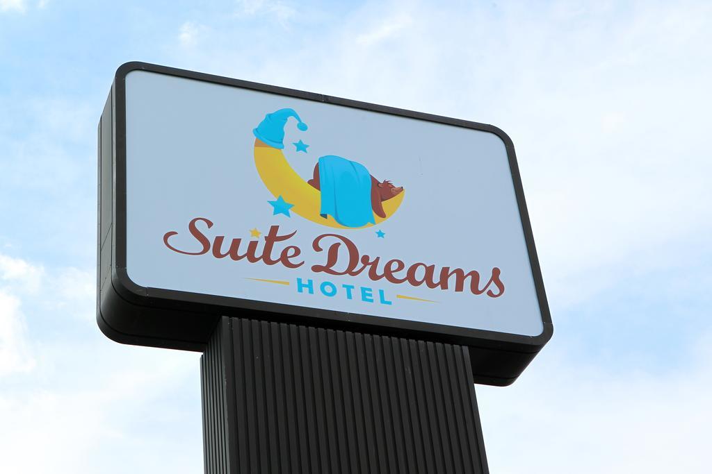 Suite Dreams Hotel Mattoon Exterior photo