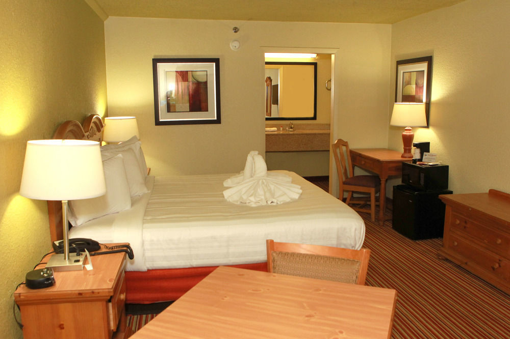 Suite Dreams Hotel Mattoon Exterior photo