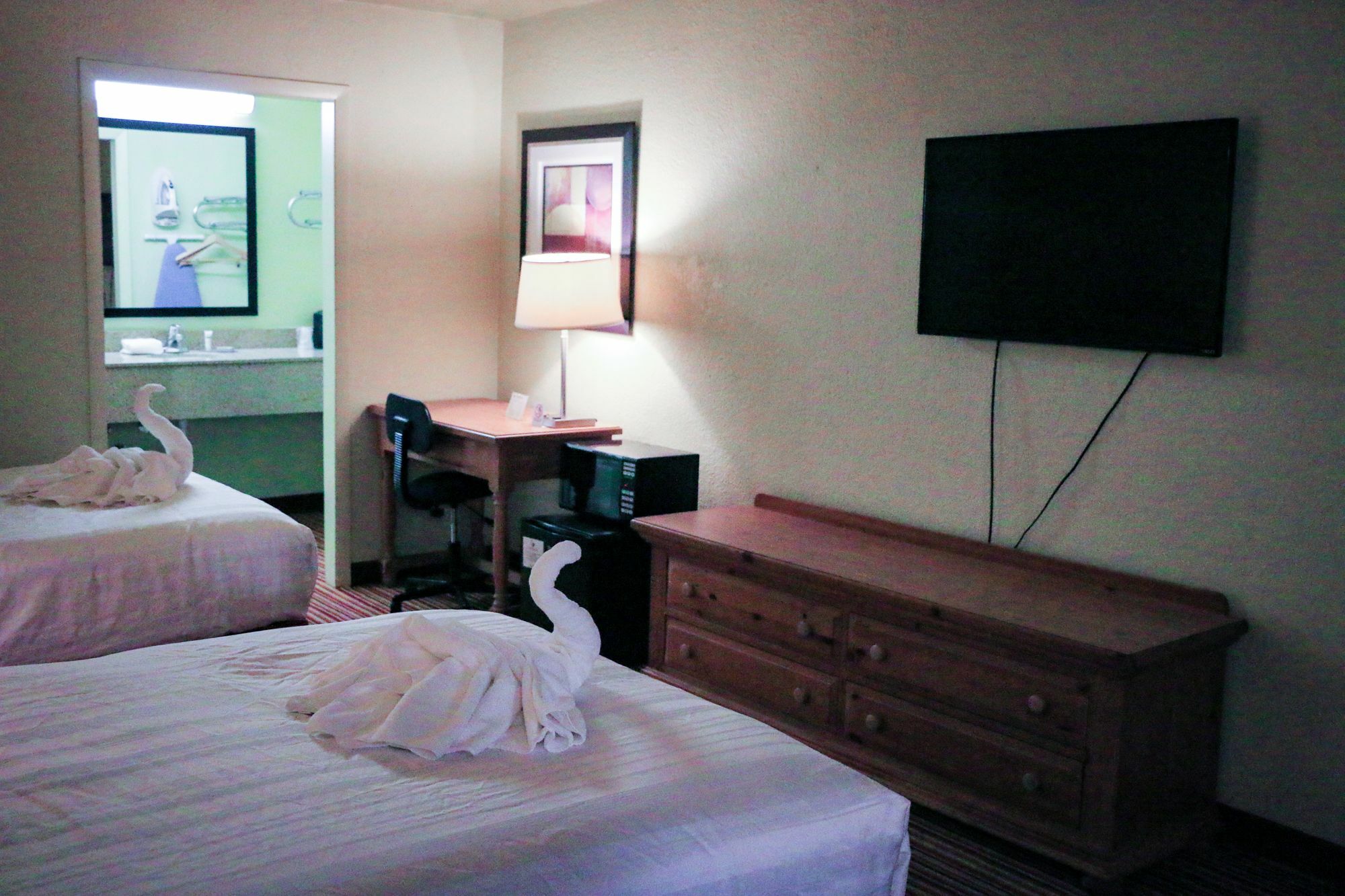 Suite Dreams Hotel Mattoon Exterior photo